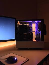 Metal dining table legs nzxt h500 vs h510. H500i Looks Great Nzxt