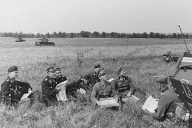 Det tyska anfallet gick igenom belgien och holland mot kanalkusten. Frankrikes Fall Maj Juni 1940 Historia Nu