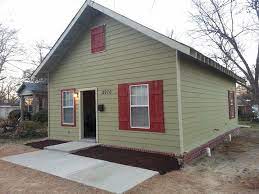 Cottage Home In Memphis Tennessee Backyard Cottage Cottage Homes Cottage