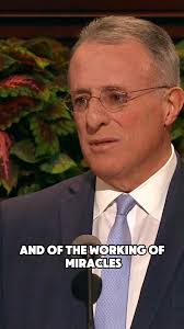 The Savior invites us to take up our cross. How can YOU take up your cross?  ComeUntoChrist.org, #thecarolinas #knowingchristinthecarolinas  #ComeUntoChrist #takeupyourcross #JesusTheChrist