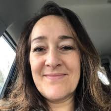 Bobbie Barry (@raksbobbie)