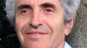 Caroline Bourne's Instagram, Twitter & Facebook