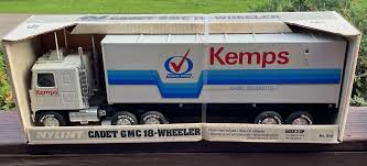 Image result for Lint Cream 1940 GMC