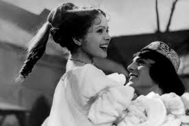 На сайте не разрешается размещать фото, видео или иной контент, если вы не имеете на это. Akter Pavel Travnichek Biografiya Filmografiya Lichnaya Zhizn I Interesnye Fakty Syl Ru