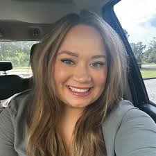 Hi everyone! Do you have any recommendations for photographers who do  Senior photos/Senior Athlete pictures? Preferably in the Cartersville area  (but not necessary) and