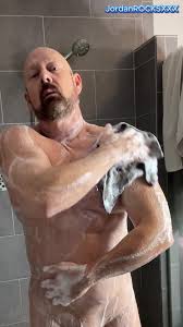 Nude Muscular Male Shower - Jordanrocksxxx: Gay Amateur Porn | xHamster