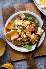 How To Make The Best Gado Gado Salad Learn How To Make Indonesian Gado Gado Salad Like How The Local Indonesian Would Food Gado Gado Recipe Vegetarian Recipes