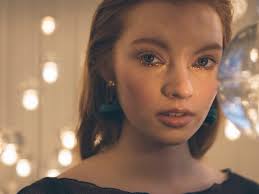 Sustainable Fashion Editorial * Veiled Shine