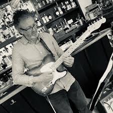 Paul Malsom Guitarist & Teacher