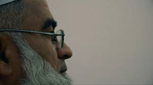 Absar alam is a pakistani senior journalist. Prominent Pakistani Journalist Absar Alam Shot And Wounded Media News Al Jazeera
