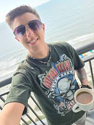 Just had a talk with Sue Thackary and she is just having family and close  friend at home ( no service) and asks everyone to have a drink for Ivan,