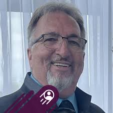 Today we are spotlighting Mike, our Director of North American Sales. Mike  joined the Skelton team back in 2011 as our Operations Analyst. In this  role, he was responsible for analyzing and