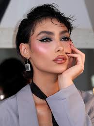 Every image starts long before the camera clicks. This backstage tells the  story of the work, the energy, and the passion that led to the final shots  of this project for @vaneamericanmakeup.