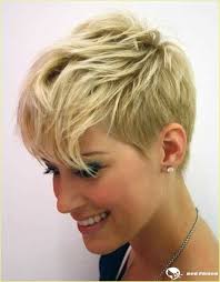 Die besten frisuren für frauen ab 50 mit rundem gesicht. Frisur Feines Haar Rundes Gesicht Modern Short Hairstyles Messy Pixie Haircut Short Hairstyles For Thick Hair