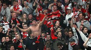 Amstel cup ajax psv rotterdam hooligans comes along video. Holland S Most Hate Filled Fight Club Ajax Vs Feyenoord Fourfourtwo