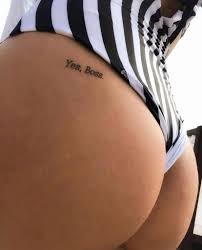 Homestay key tattoo on waist for girls. The 36 Sexiest Hip Tattoos You Need To Get In 2020 Tiny Tattoo Inc