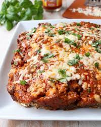 Buffalo Sauce Ground Beef Pork Sausage And Two Cheeses Are Combined In This Delicious Easy Buffalo Cheesy Meatloaf Cheesy Meatloaf Meatloaf Meatloaf Recipes