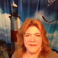 Lonnie Bushnell's Instagram, Twitter & Facebook