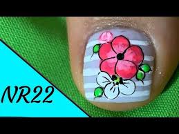 Una gota de pegamento en tu uña natural y aplicas las uñas presionando durante 10 segundos Decoracion De Unas Flores 39 Nail Decoration Flowers 39 Nr22 Youtube Arte De Unas De Pies Unas Pies Decoracion Pintado De Unas Cortas