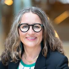 It's my last day at Shell, and with pride and sadness I've handed my pass  in at Shell Centre in London. What a journey it's been! I came in to help  build