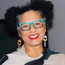 Toni Burrows's Instagram, Twitter & Facebook