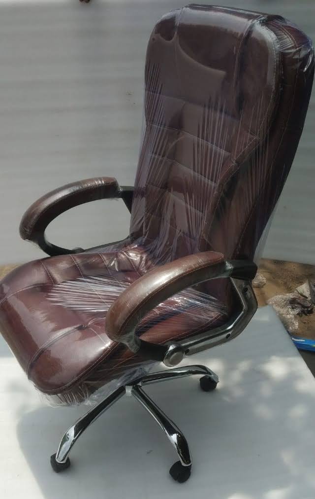 Revolving Chair product image