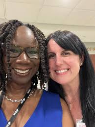 Meredith Barnett (@Mer_Barnett)