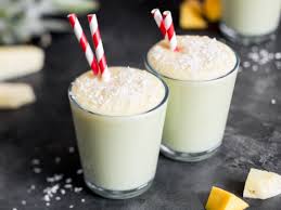 Karibischer Ananas Mango Smoothie Mit Kokosmilch Rezept Mango Smoothie Smoothie Mit Mango Kokosmilch