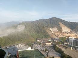 The altitude of location of this popular cameron highland hotel provides every visitor revitalizing cool and energizing air. View From The Balcony Of One Of The Rooms In Copthorne Hotel Previously Known As Equatorial Hot Picture Of Copthorne Hotel Cameron Highlands Brinchang Tripadvisor