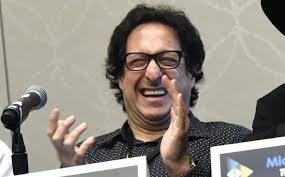 Gary Stewart Memorial Draws SRO Crowd of Music Buffs, Social Activists