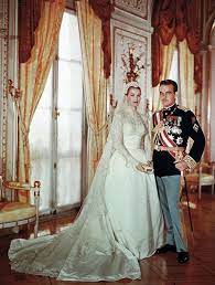 Grace patricia kelly was born on november 12, 1929, in philadelphia, pennsylvania. Grace Kelly Alles Uber Die Schauspielerin Furstin Und Stilikone Vogue Germany
