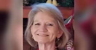 Wendy Lott's Instagram, Twitter & Facebook