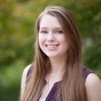 Elizabeth Louden's Instagram, Twitter & Facebook