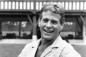 Ryan O'Neal, Star of 'Love Story,' Dies at 82 Years Old