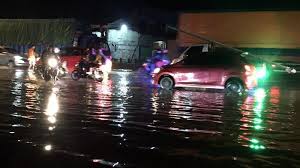 Lowongan kerja semarang montir truk di pt kartika jaya express. Video Banjir Genuk Semarang Kendaraan Padat Merayap Tribun Jateng