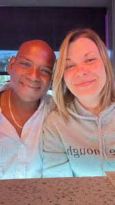 The BEST wings‼️ one of our favorite spots in town🫶🏻