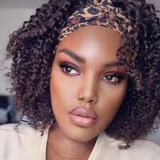 Ok I have been watching k drama for 2 years now recently I had to pull  myself back and reflect Kdramas are giving unrealistic love why do I feel  it's getting worse