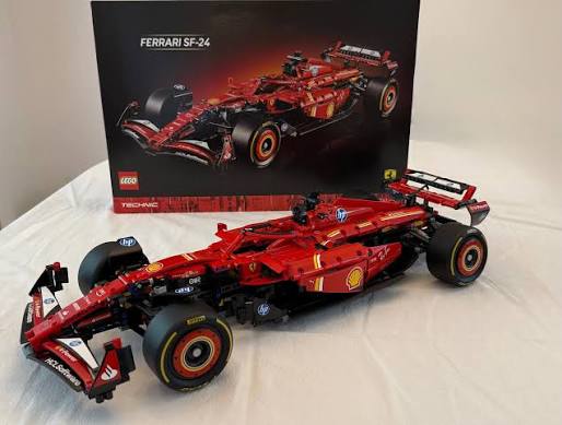 Chi tiết Ferrari SF-24 sắc nét