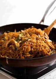 2 tbsp cooking oil (for frying noodles) 1 p… Mie Goreng Mee Goreng Indonesian Noodles Recipetin Eats