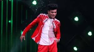 While gourav sarwan was declared as the 1st . Ajay Singh Aka Tiger Pop Takes Home India S Best Dancer Season 1 Winner Trophy Tv News India Tv