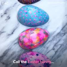 Make a paper plate easter bunny with two small paper plates, cotton balls, and wiggly eyes. 15 Easter Kids Kraft Easter Eggs Ideas Easter Eggs Easter Egg Decorating Easter Egg Dye