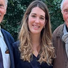 🩺 𝗙𝗶𝗻𝗮𝗹𝗲𝗺𝗲𝗻𝘁 𝗱𝗼𝗰𝘁𝗲𝘂𝗿𝗲 𝗲𝗻 𝗺𝗲́𝗱𝗲𝗰𝗶𝗻𝗲 ! 🎓 Le 12  février, j'ai eu le plaisir de soutenir, avec succès, ma thèse de médecine,  intitulée : « Efficacité et sécurité des…