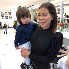 Adriana sant ' anna on instagram: Filha De Adriana Sant Anna Linda Adotou Cabelo Chanel E Com Franja Purepeople