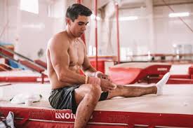 El gimnasta mexicano aseguro su participación en los juegos olímpicos de tokio 2020, luego de que terminara su en el duodécimo puesto en la final. Daniel Corral Envia Mensaje Al Inicio De 2020 El Ano De Sus Terceros Juegos Olimpicos Agp Deportes