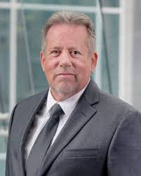 Wayne Wilding's Instagram, Twitter & Facebook