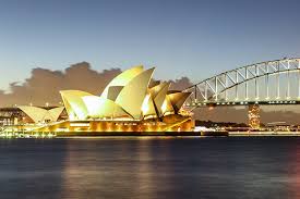 استراليا من افضل الوجهات للهجرة في الكرة الأرضية لكبر الرقعة الجغرافية وقلة الايدي العاملة وارتفاع معدل أعمار السكان حقيقة استراليا تتعامل دائما مع قضايا اللجوء بشكل… Reach Immigration Australia