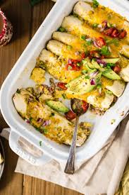 Lightly coat medium baking dish with spray; Easy Breakfast Enchiladas With Salsa Verde Aka Green Sauce Recipe