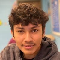 Estefany Quezada's Instagram, Twitter & Facebook