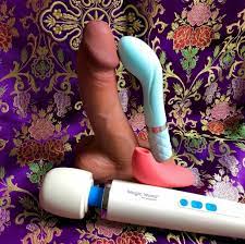 RealCock 2 Review: Dirk Ultra-Realistic Silicone Dildo • Phallophile Reviews