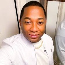 Tye Gordon (@tyeinbloom) • Instagram photos and videos